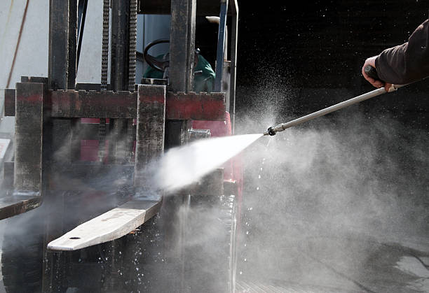 Best Pressure Washing Services for Businesses  in Pueblo, CO