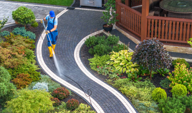 Best Sidewalk Pressure Washing  in Pueblo, CO